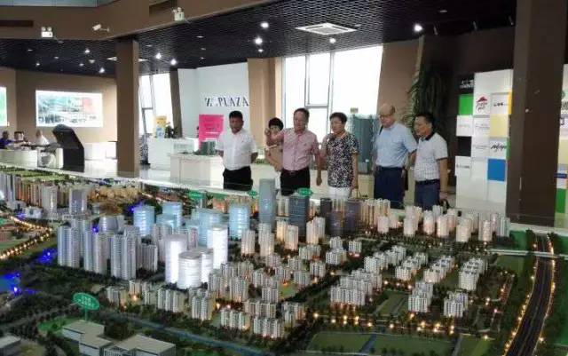 東方龍商務陪同寧波甬嘉恒業集團實地考察全球性跨境電商投資選址項目，推動雙方項目合作
