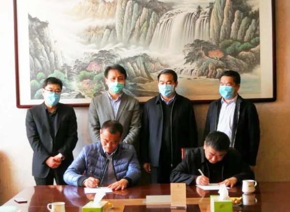 助力總投資15億元汽車城市綜合體投資選址項(xiàng)目方與山東臨沂政府園區(qū)簽定項(xiàng)目投資協(xié)議，打造新型汽車綜合服務(wù)平臺(tái)
