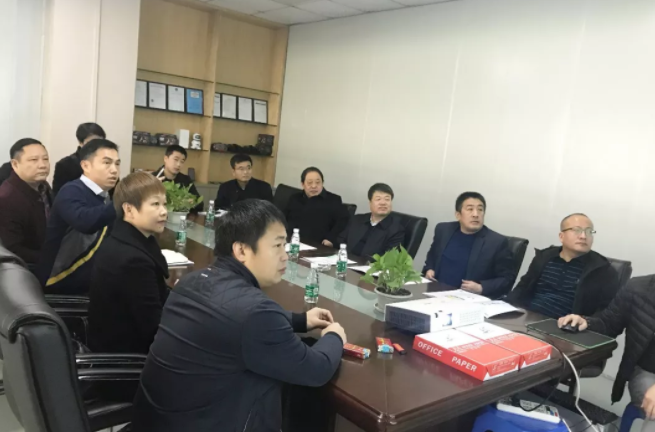【考察】東方龍商務深圳分公司陪同河北武安市領導考察智能終端項目，市領導邀請項目方下周考察武安