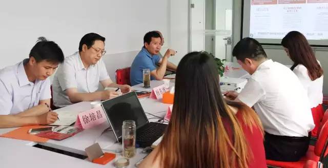 滁州市楊東坡副市長(zhǎng)一行應(yīng)邀來訪東方龍商務(wù)洽談委托招商引資合作