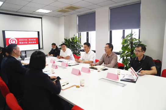 堅持以項目落地為出發點與落腳點，建立切實可行的委托招商行業標準