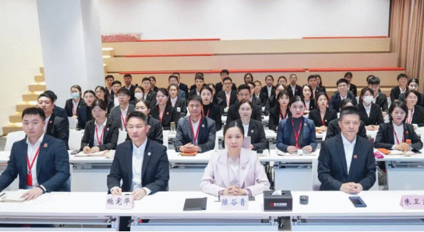 【進博之約】日行不止兩萬步，東方龍商務(wù)集團項目“特戰(zhàn)隊”背后的故事......