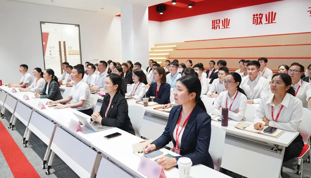 大項目“頂天立地”，跑出落地“加速度”！5月下旬，集團33個優質投資選址項目成功通過評估
