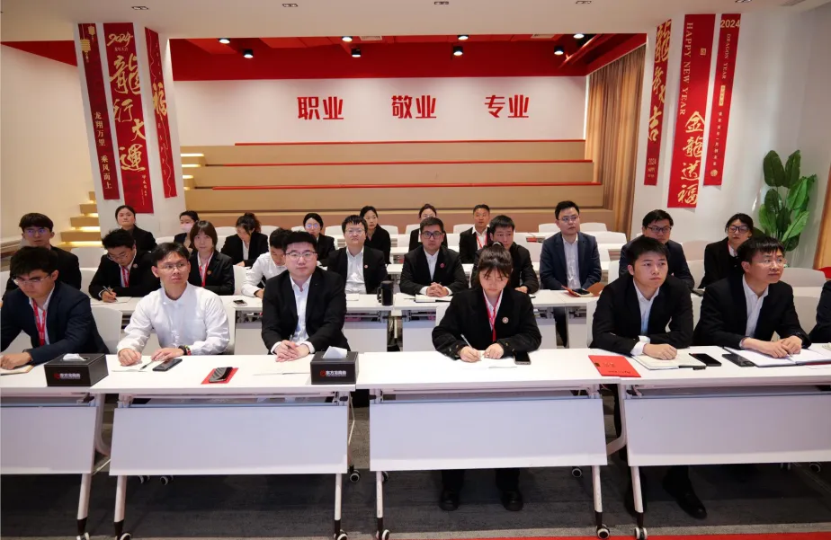 新起點，新目標，新征程！東方龍商務開展為期2天的新人集中培訓！