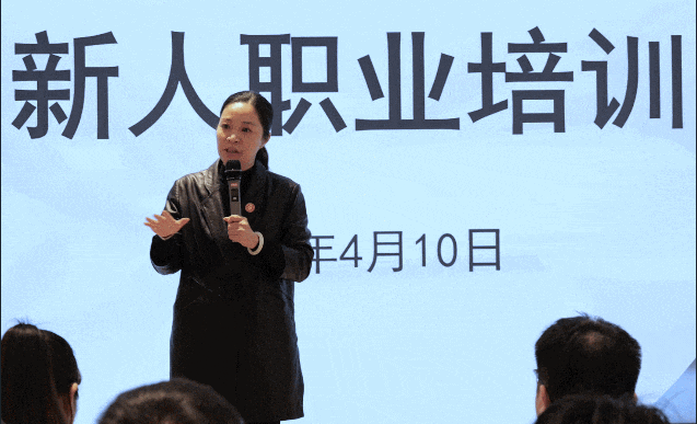 新起點，新目標，新征程！東方龍商務開展為期2天的新人集中培訓！