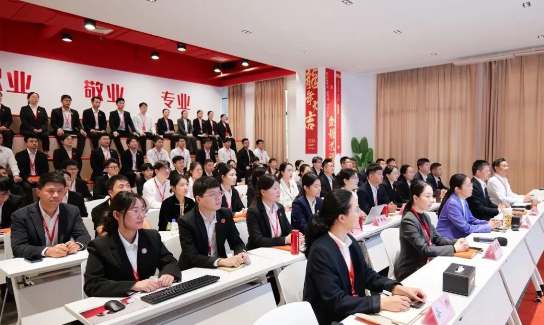 主攻“高精尖”、國企央企世界500強等大項目！11月上旬，集團共35個優(yōu)質(zhì)投資選址項目通過評估