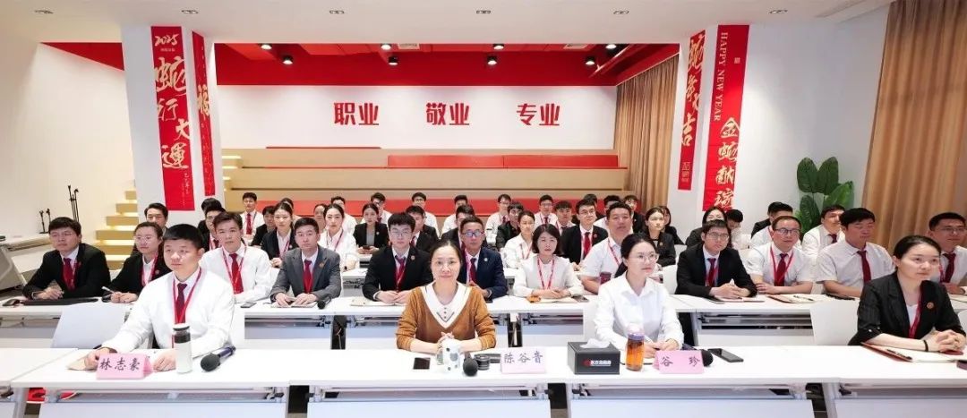評(píng)估是起點(diǎn)，落地是終點(diǎn)！4月上旬，集團(tuán)共32個(gè)優(yōu)質(zhì)投資選址項(xiàng)目通過評(píng)估