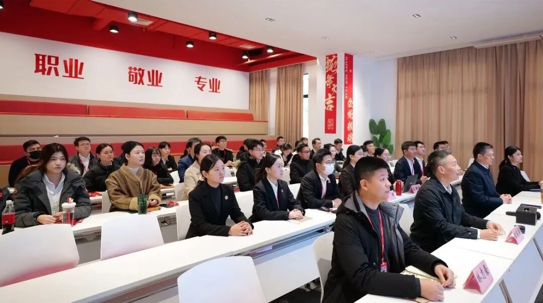 精準攻堅促落地，全力決勝大干100天！11月下旬，集團共26個優(yōu)質(zhì)投資選址項目通過評估