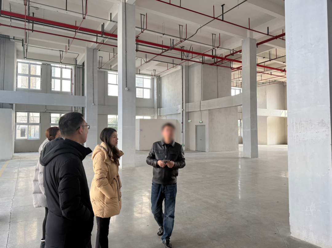 擁有數十項專利，市場地位行業領先！高品質改性材料生產擴建投資選址項目方反向考察四川某地方政府