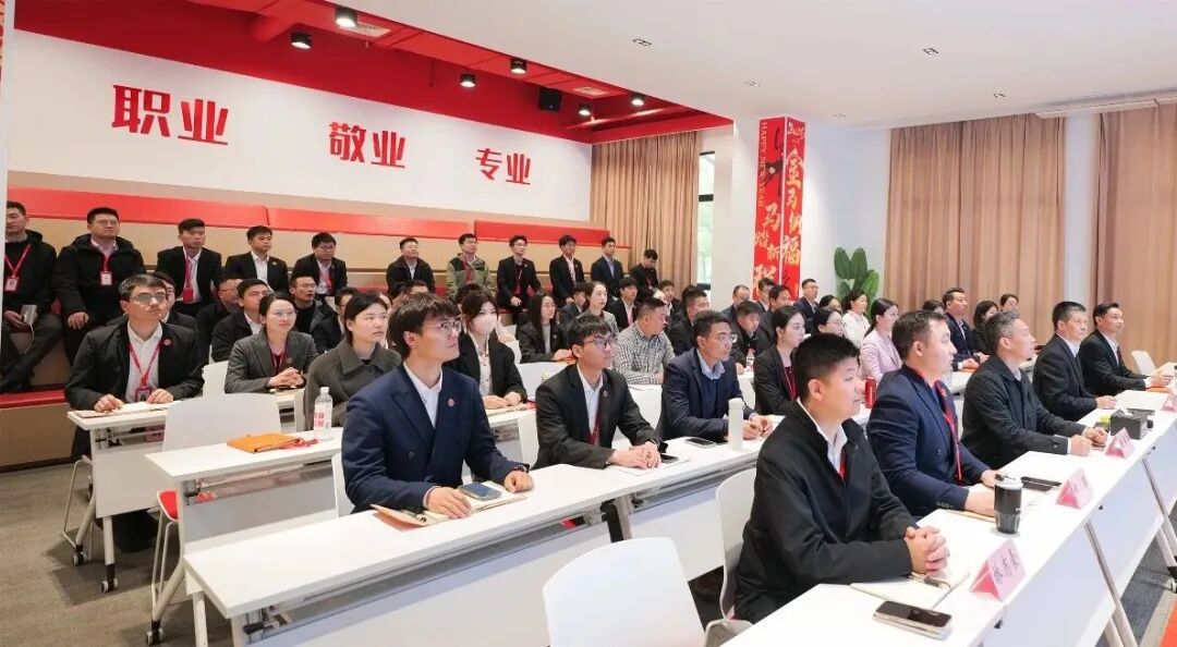 上海東方龍商務科技集團AI智能體項目評估系統正式上線！4月上旬，集團共27個優質投資選址項目通過評估