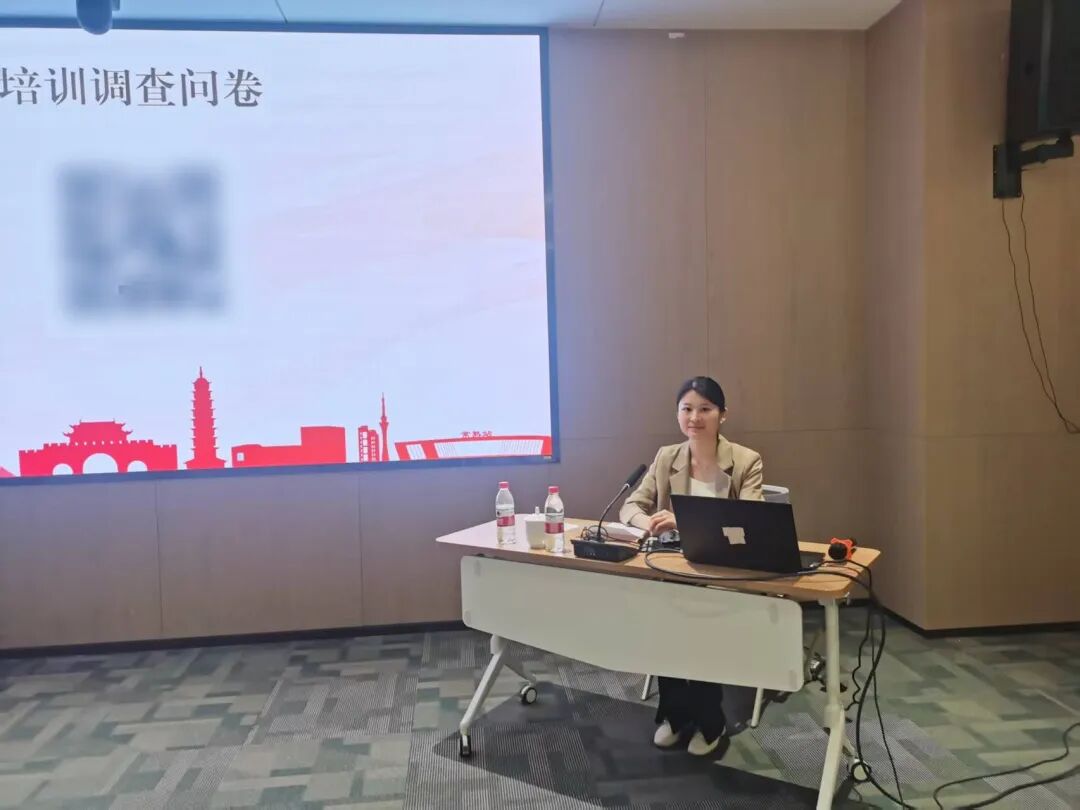 【政府培訓(xùn)】“培訓(xùn)賦能+資源導(dǎo)入”雙輪驅(qū)動(dòng)！上海東方龍商務(wù)科技集團(tuán)應(yīng)邀赴江蘇常熟做專(zhuān)業(yè)招商實(shí)戰(zhàn)培訓(xùn)