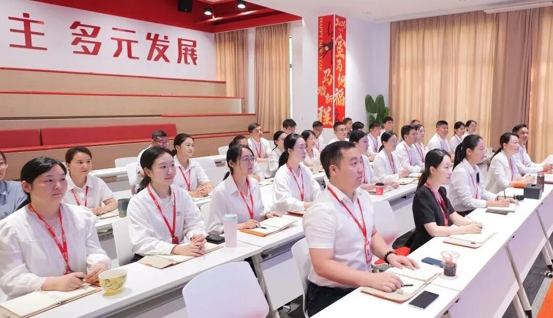 招商為基，多元發(fā)展！上海東方龍商務科技集團干部會議打出“區(qū)域經濟全生命周期運營商”新名片